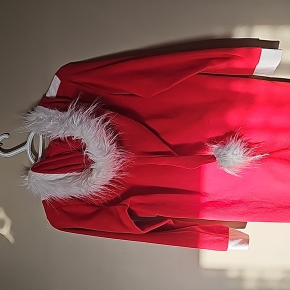 Santa onesie size 10-12 - Picture 3 of 4